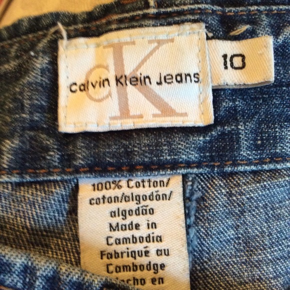 Cute Calvin Klein Jean Shorts size 10 - Picture 5 of 5
